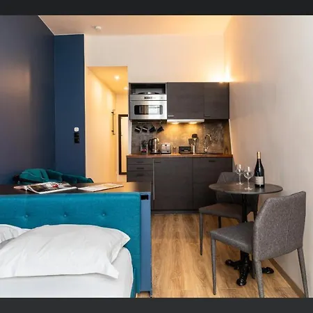 Standing Bellecour Perrache Apartment *